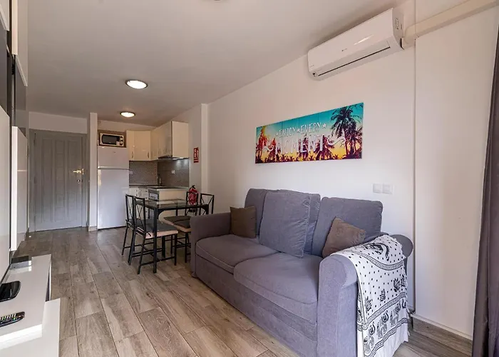 公寓 En Torres Del Sol