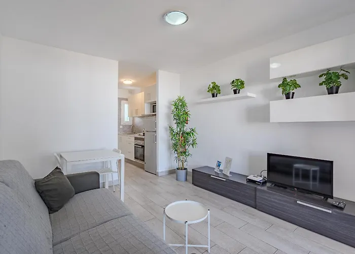 En Torres Del Sol Apartment