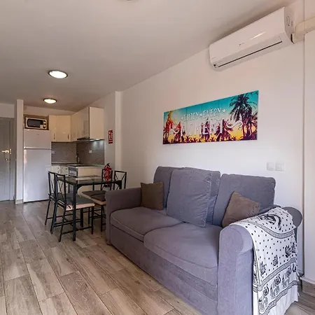 Lägenhet En Torres Del Sol